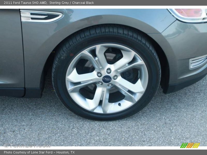  2011 Taurus SHO AWD Wheel