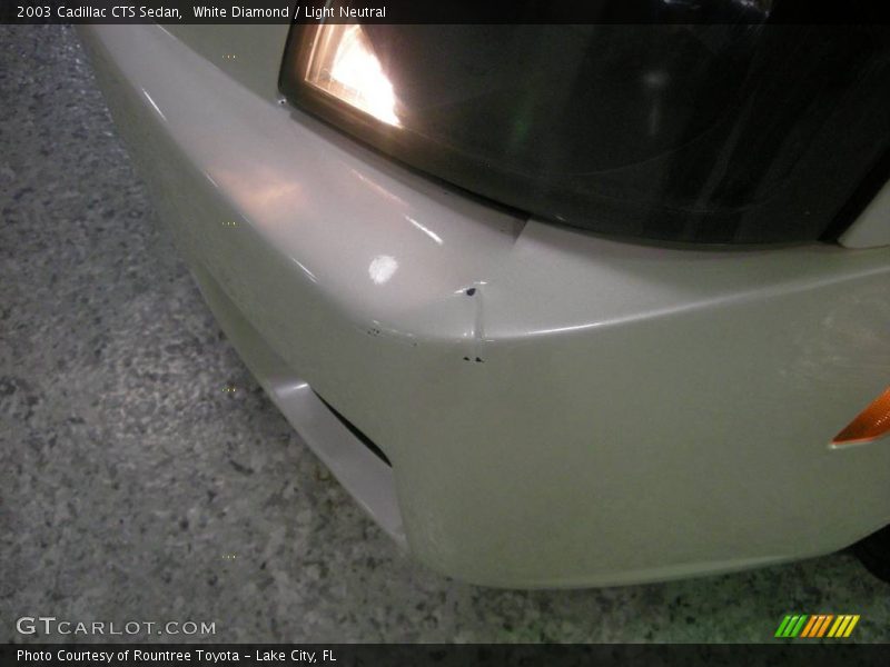 White Diamond / Light Neutral 2003 Cadillac CTS Sedan