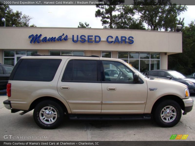 Harvest Gold Metallic / Medium Parchment 2000 Ford Expedition XLT