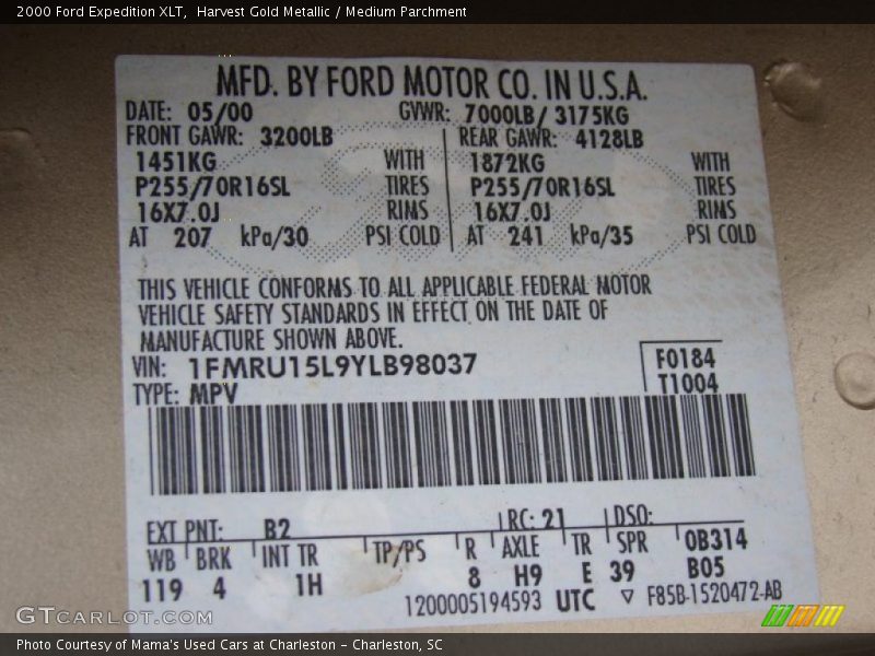 Harvest Gold Metallic / Medium Parchment 2000 Ford Expedition XLT