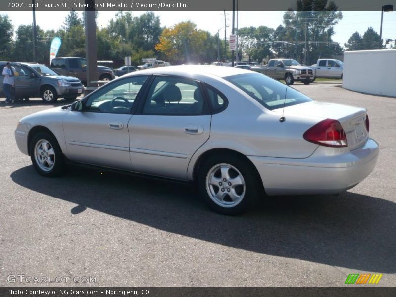 Silver Frost Metallic / Medium/Dark Flint 2007 Ford Taurus SE