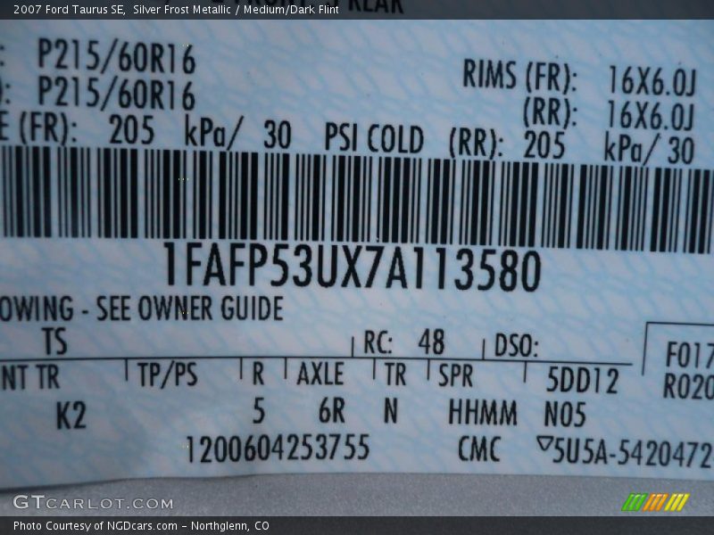 Silver Frost Metallic / Medium/Dark Flint 2007 Ford Taurus SE