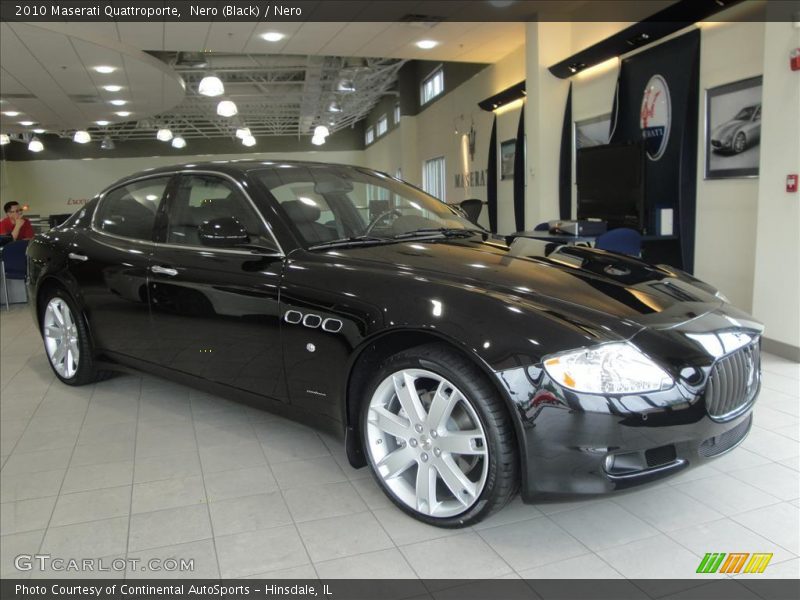 Nero (Black) / Nero 2010 Maserati Quattroporte