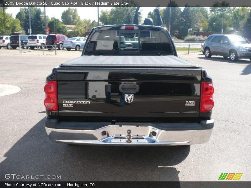 Black / Medium Slate Gray 2005 Dodge Dakota SLT Quad Cab 4x4