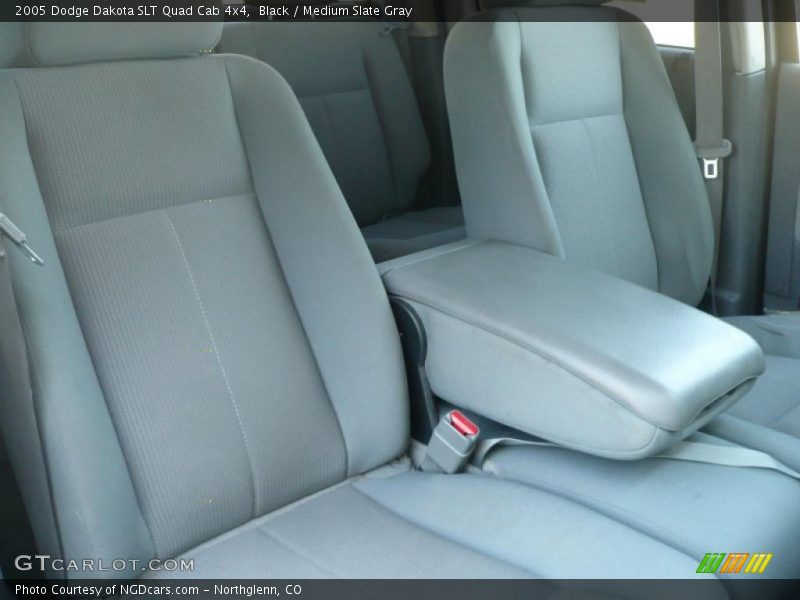 Black / Medium Slate Gray 2005 Dodge Dakota SLT Quad Cab 4x4