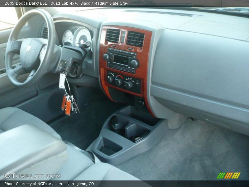 Black / Medium Slate Gray 2005 Dodge Dakota SLT Quad Cab 4x4