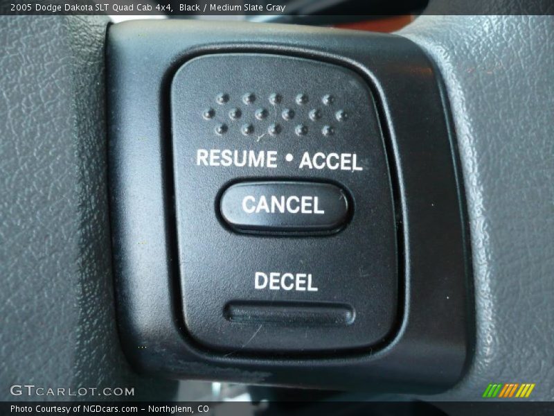 Black / Medium Slate Gray 2005 Dodge Dakota SLT Quad Cab 4x4