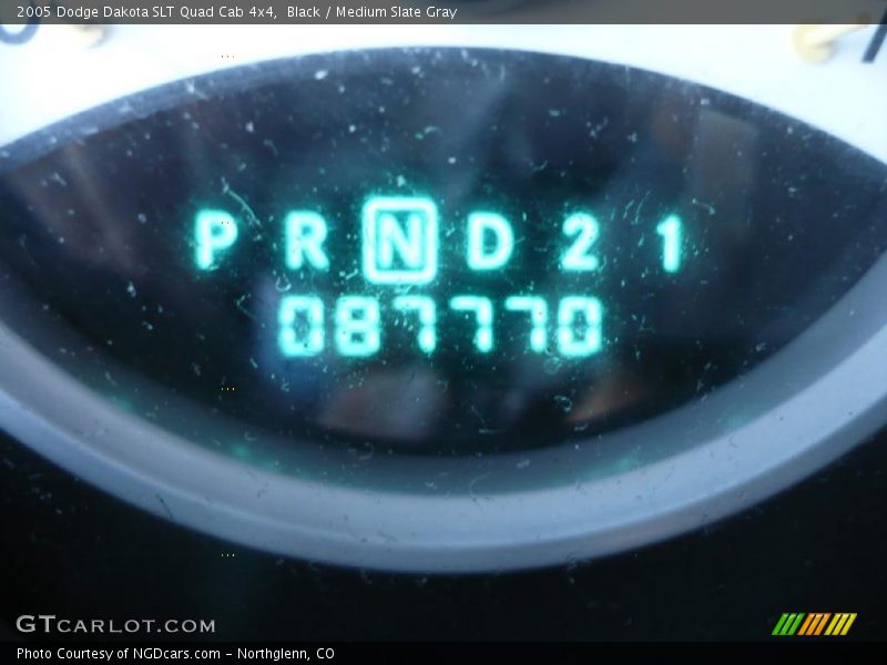 Black / Medium Slate Gray 2005 Dodge Dakota SLT Quad Cab 4x4