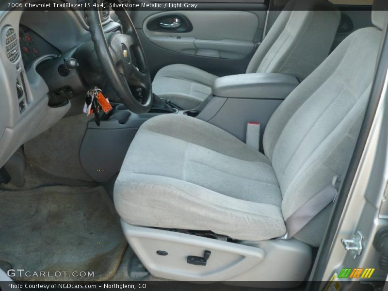 Silverstone Metallic / Light Gray 2006 Chevrolet TrailBlazer LS 4x4