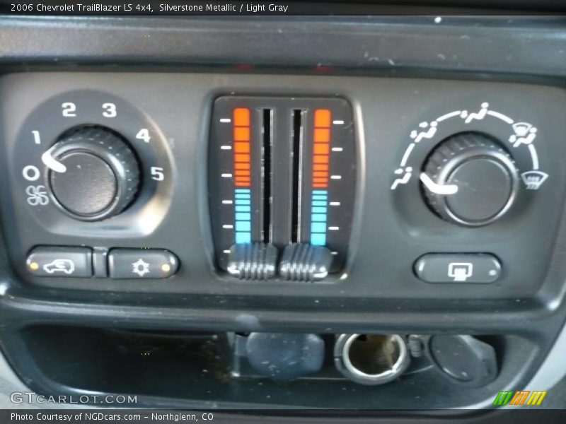 Silverstone Metallic / Light Gray 2006 Chevrolet TrailBlazer LS 4x4