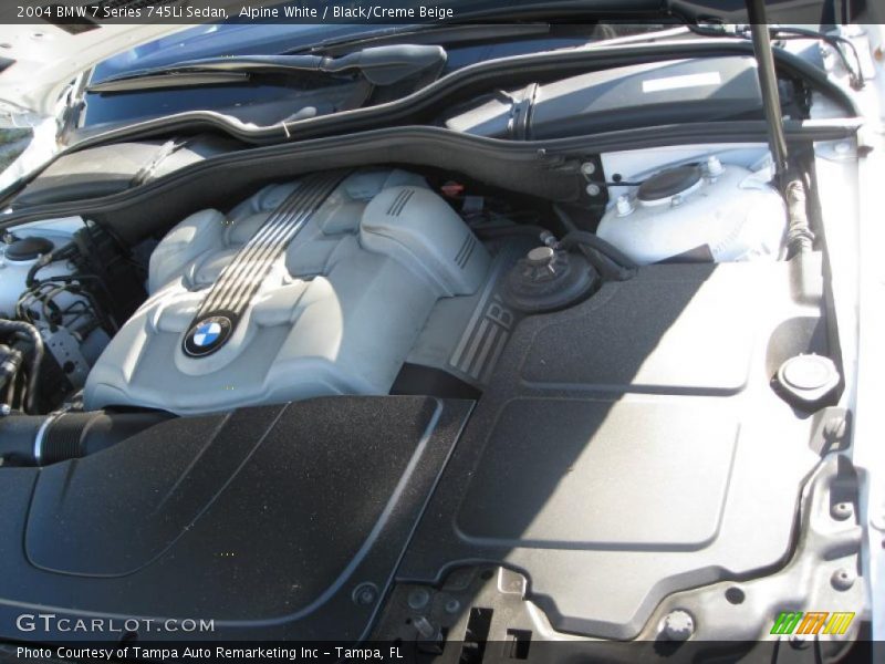 Alpine White / Black/Creme Beige 2004 BMW 7 Series 745Li Sedan