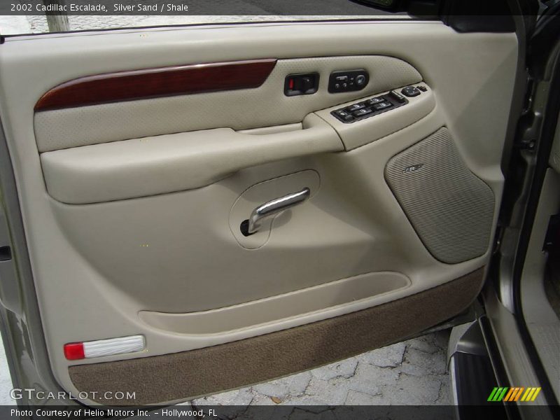 Silver Sand / Shale 2002 Cadillac Escalade