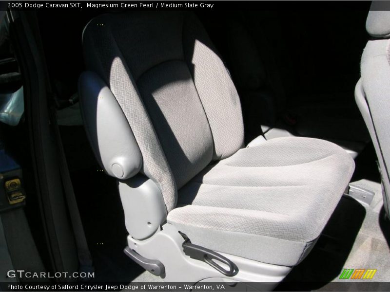 Magnesium Green Pearl / Medium Slate Gray 2005 Dodge Caravan SXT