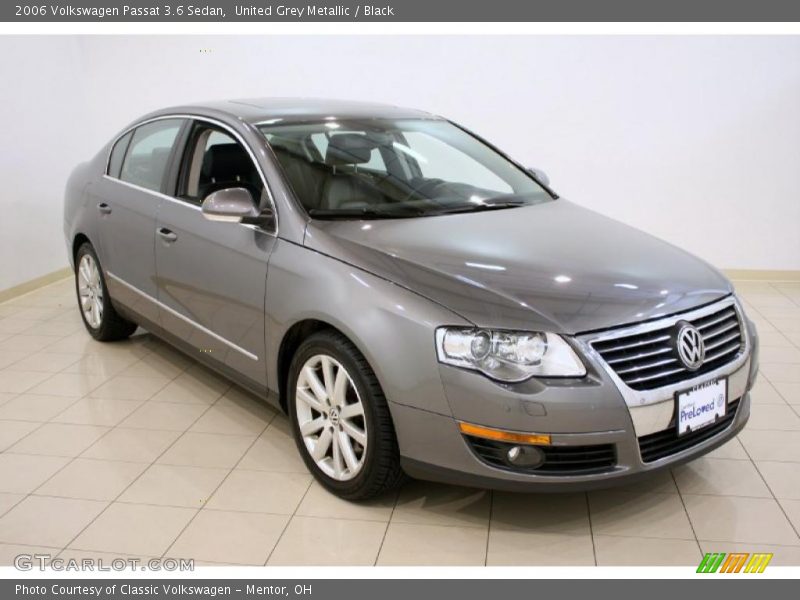 United Grey Metallic / Black 2006 Volkswagen Passat 3.6 Sedan