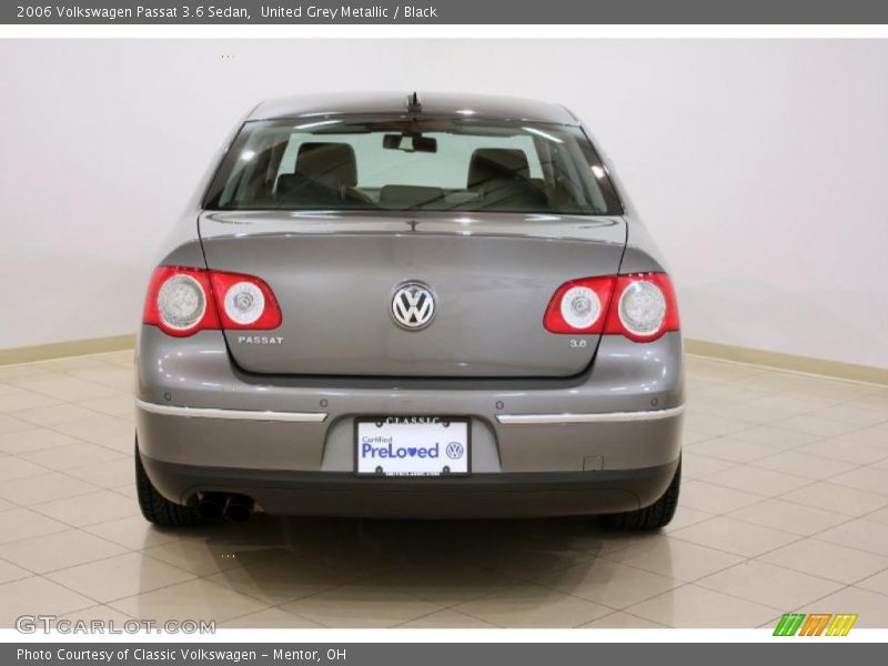 United Grey Metallic / Black 2006 Volkswagen Passat 3.6 Sedan