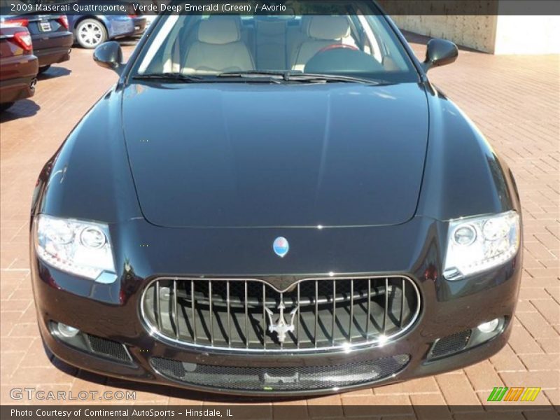 Verde Deep Emerald (Green) / Avorio 2009 Maserati Quattroporte