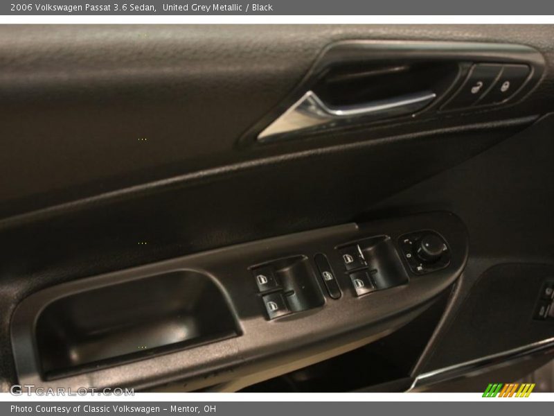 United Grey Metallic / Black 2006 Volkswagen Passat 3.6 Sedan