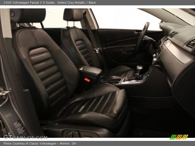 United Grey Metallic / Black 2006 Volkswagen Passat 3.6 Sedan