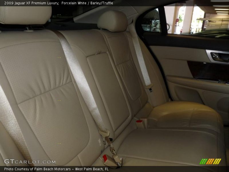 Porcelain White / Barley/Truffle 2009 Jaguar XF Premium Luxury