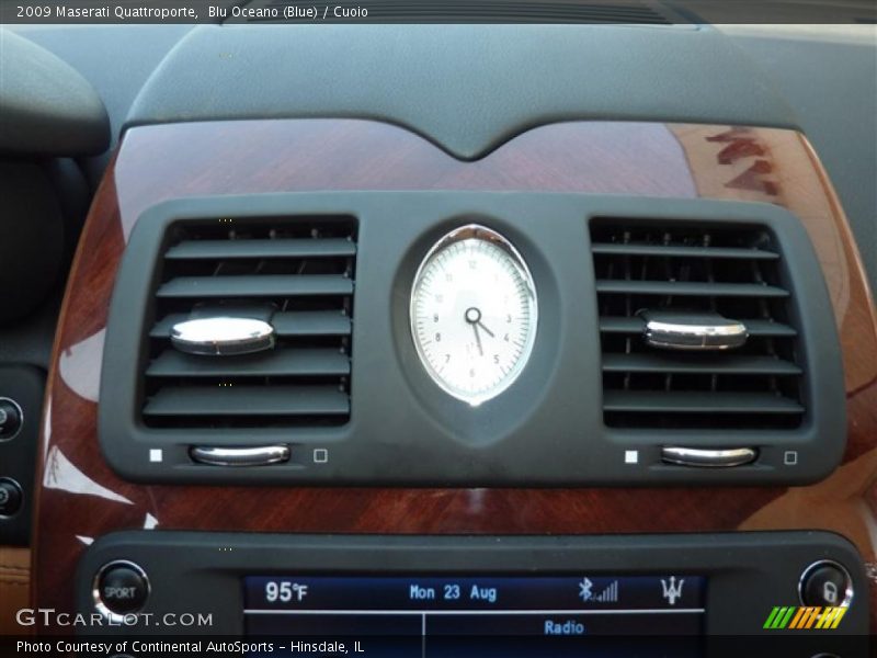 Blu Oceano (Blue) / Cuoio 2009 Maserati Quattroporte