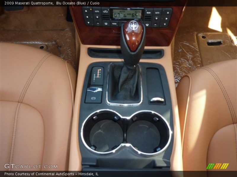 Blu Oceano (Blue) / Cuoio 2009 Maserati Quattroporte