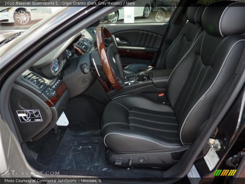 2010 Quattroporte S Nero Interior