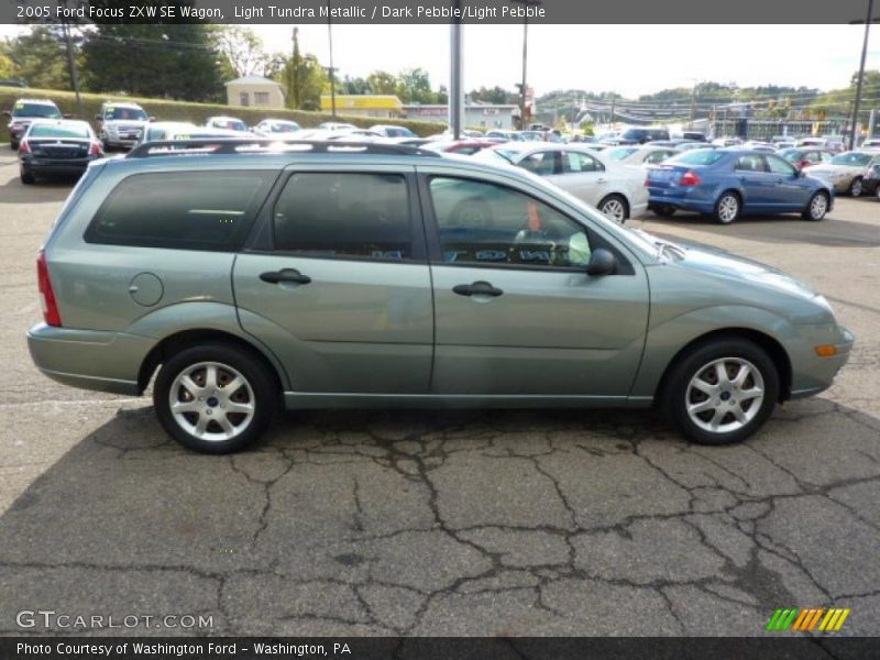 Light Tundra Metallic / Dark Pebble/Light Pebble 2005 Ford Focus ZXW SE Wagon