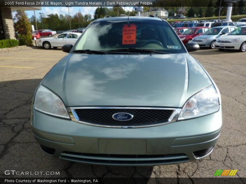 Light Tundra Metallic / Dark Pebble/Light Pebble 2005 Ford Focus ZXW SE Wagon