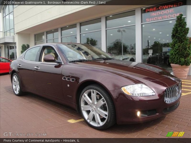 Bordeaux Pontevecchio (Dark Red) / Sand 2010 Maserati Quattroporte S