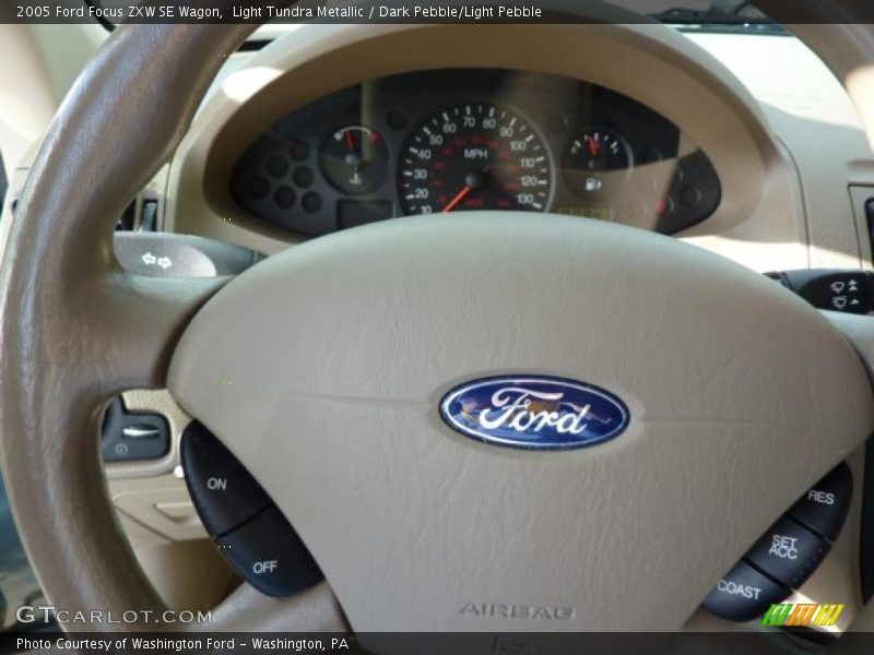Light Tundra Metallic / Dark Pebble/Light Pebble 2005 Ford Focus ZXW SE Wagon