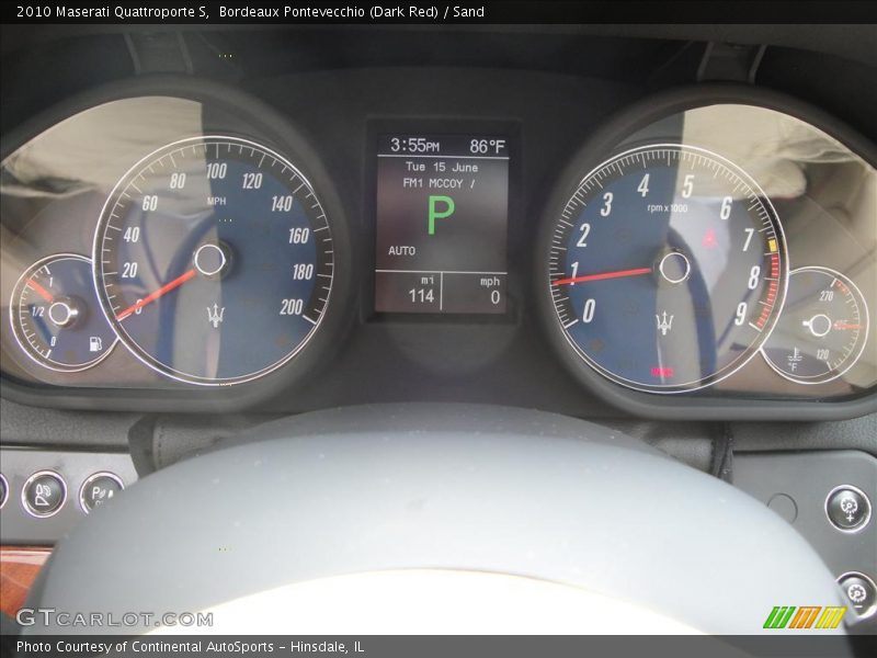 Bordeaux Pontevecchio (Dark Red) / Sand 2010 Maserati Quattroporte S
