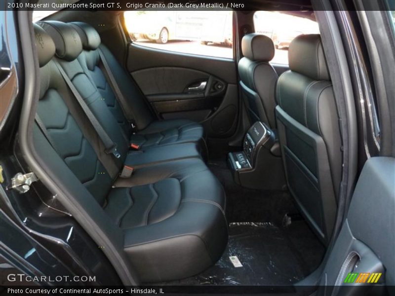  2010 Quattroporte Sport GT S Nero Interior