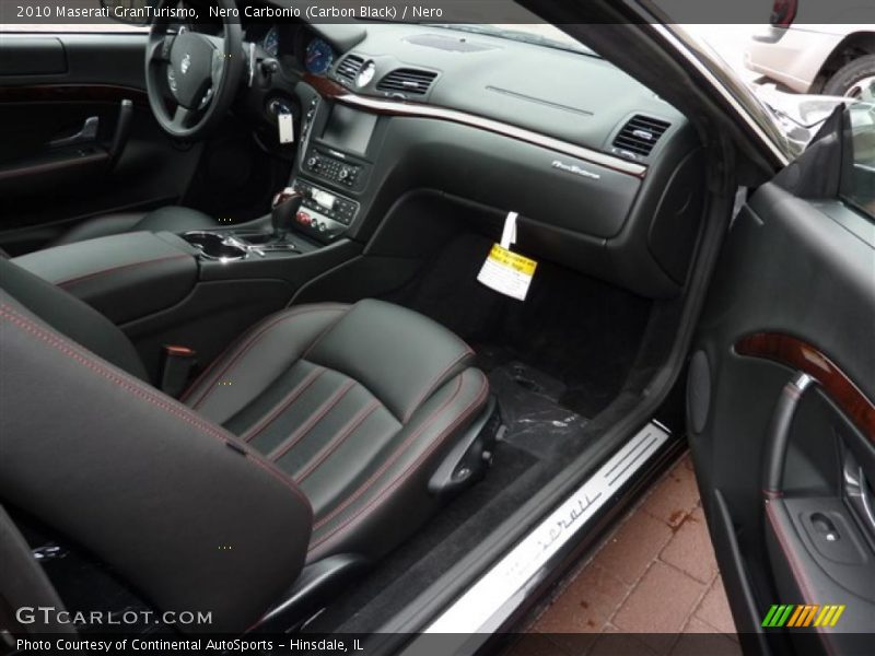  2010 GranTurismo  Nero Interior