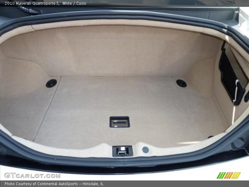 White / Cuoio 2010 Maserati Quattroporte S