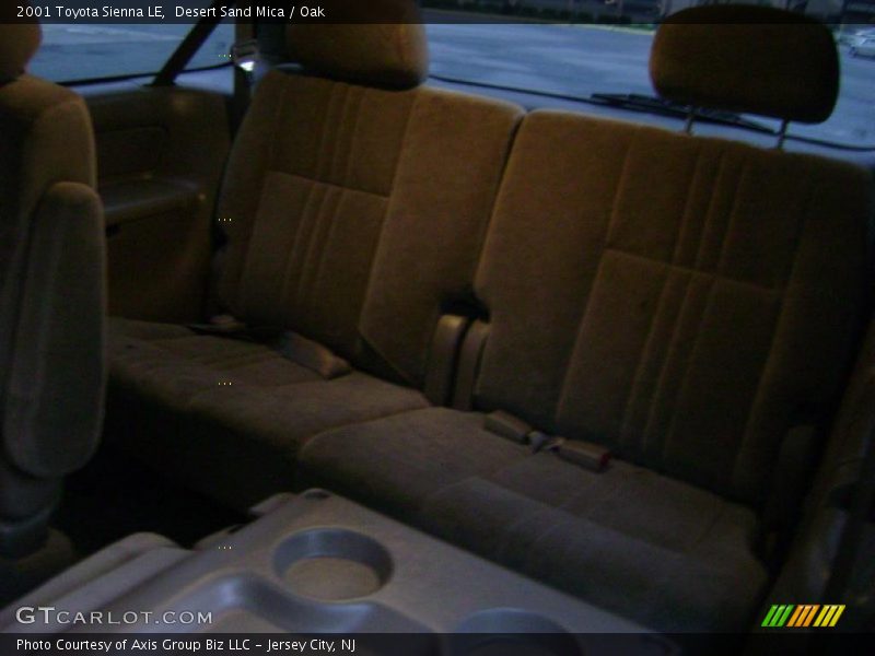 Desert Sand Mica / Oak 2001 Toyota Sienna LE