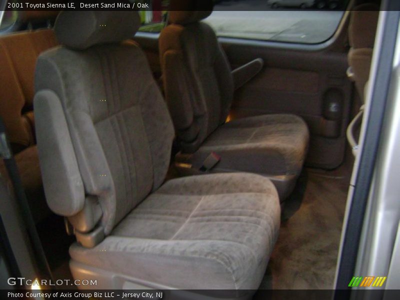 Desert Sand Mica / Oak 2001 Toyota Sienna LE