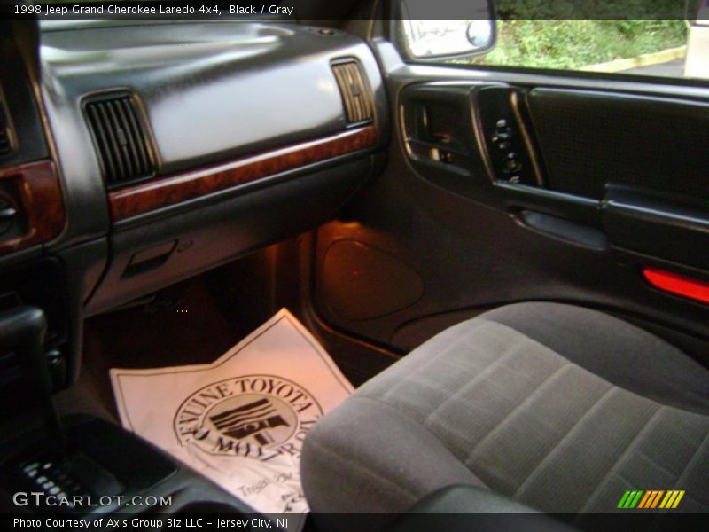 Black / Gray 1998 Jeep Grand Cherokee Laredo 4x4