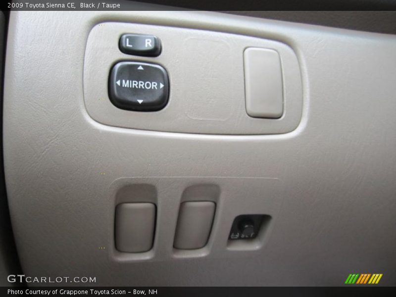 Black / Taupe 2009 Toyota Sienna CE