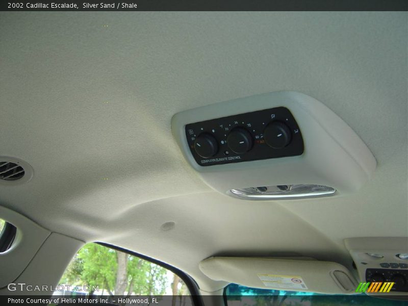 Silver Sand / Shale 2002 Cadillac Escalade