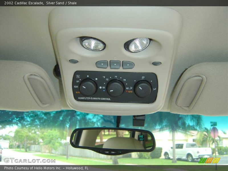 Silver Sand / Shale 2002 Cadillac Escalade