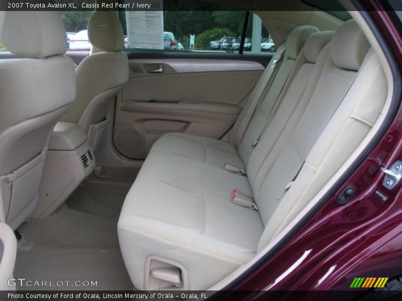 Cassis Red Pearl / Ivory 2007 Toyota Avalon XL