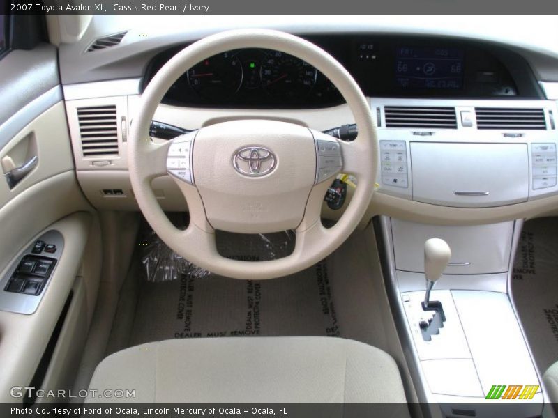 Cassis Red Pearl / Ivory 2007 Toyota Avalon XL