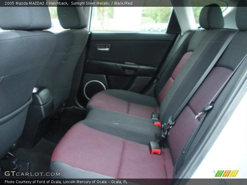 Sunlight Silver Metallic / Black/Red 2005 Mazda MAZDA3 s Hatchback