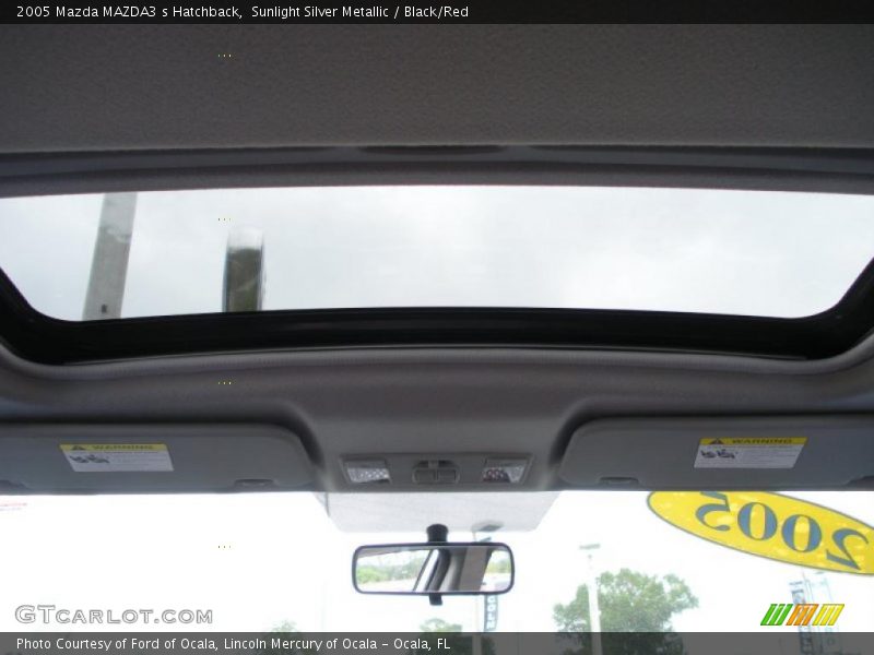 Sunlight Silver Metallic / Black/Red 2005 Mazda MAZDA3 s Hatchback