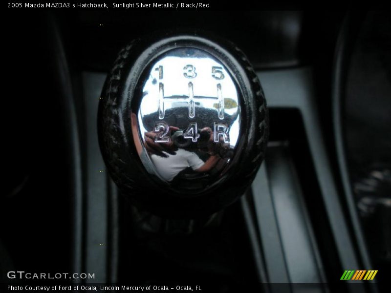 Sunlight Silver Metallic / Black/Red 2005 Mazda MAZDA3 s Hatchback