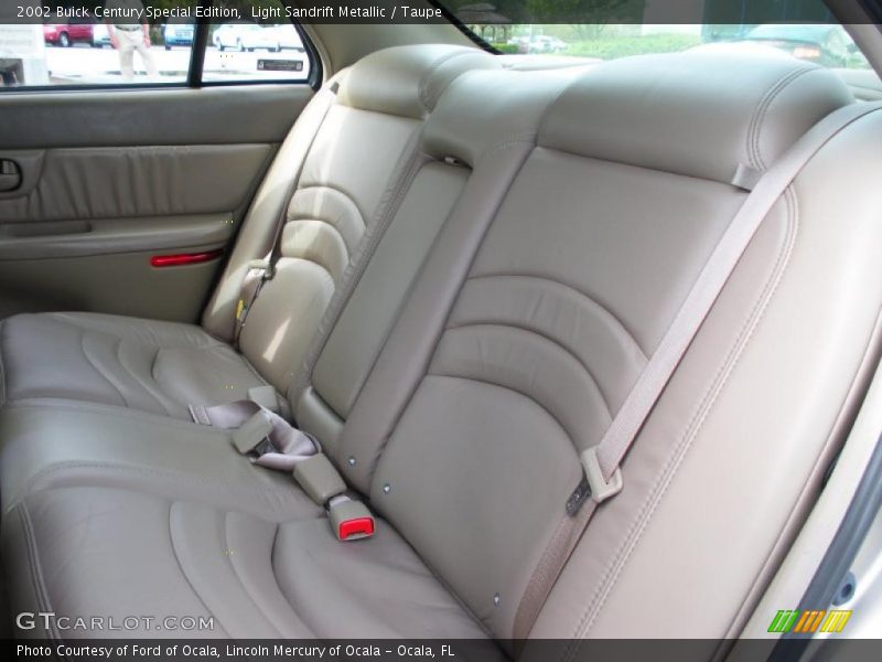 Light Sandrift Metallic / Taupe 2002 Buick Century Special Edition
