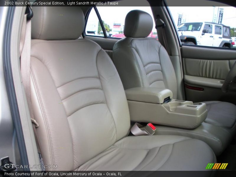 Light Sandrift Metallic / Taupe 2002 Buick Century Special Edition