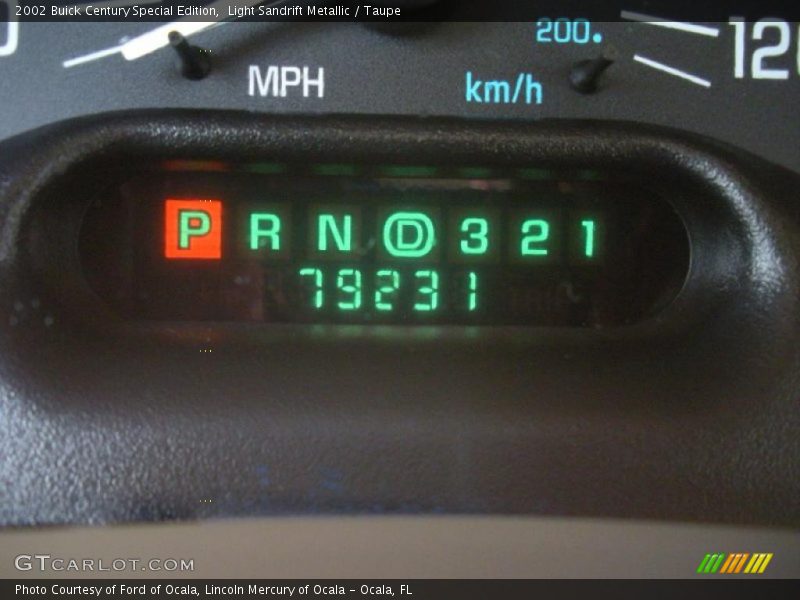 Light Sandrift Metallic / Taupe 2002 Buick Century Special Edition