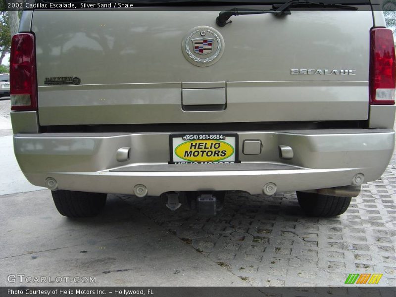 Silver Sand / Shale 2002 Cadillac Escalade