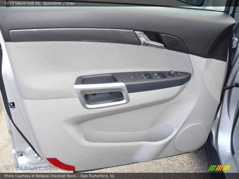 Quicksilver / Gray 2010 Saturn VUE XE